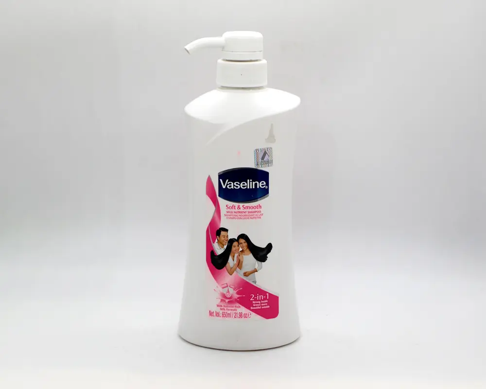 Vaseline Soft & Smooth Shampoo 650ml